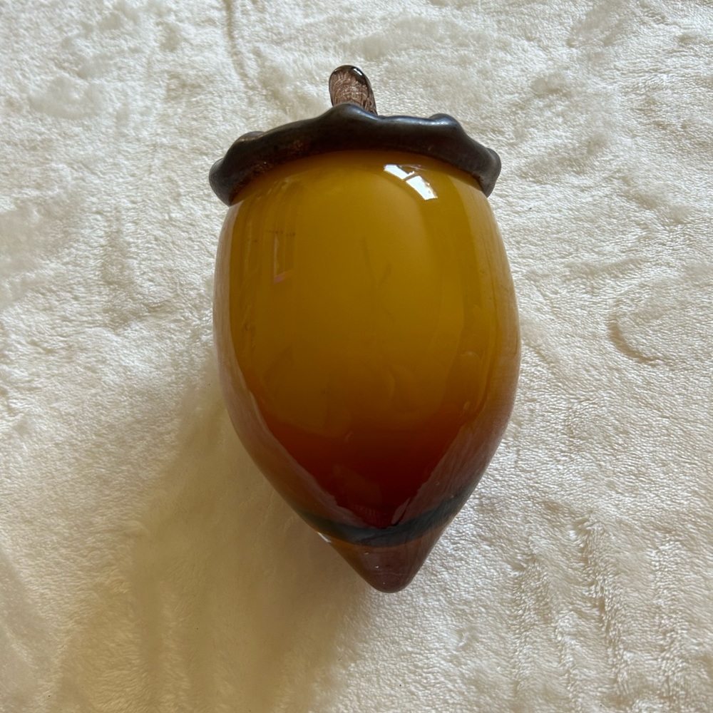 Art Glass Acorn on Pedistal